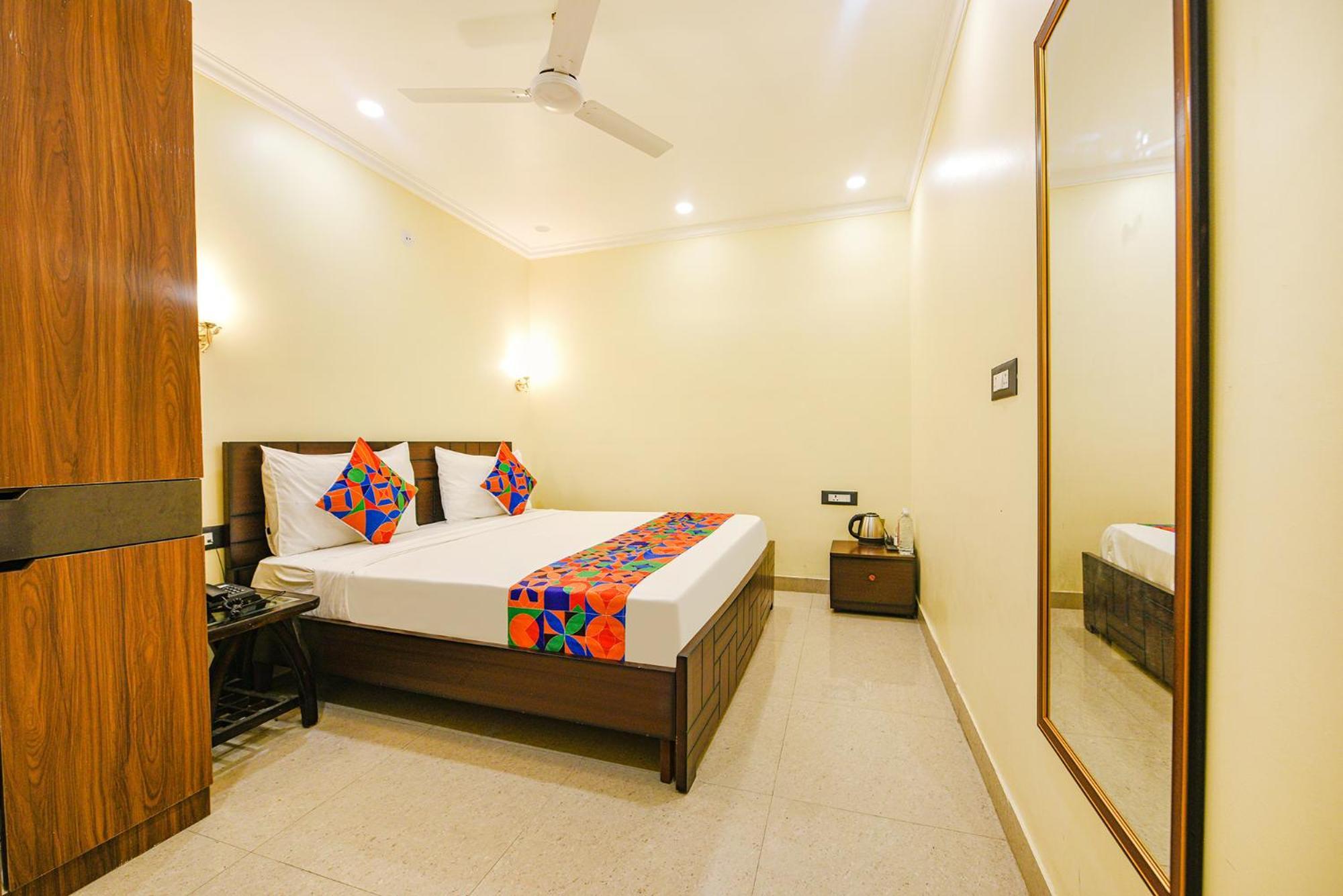 Fabhotel Prime Apple Tree Residency Neu-Delhi Exterior foto