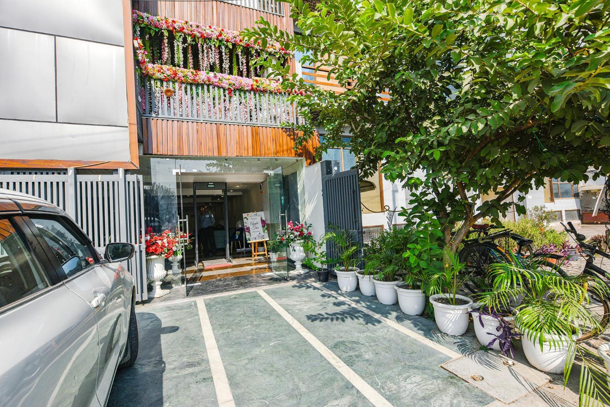 Fabhotel Prime Apple Tree Residency Neu-Delhi Exterior foto